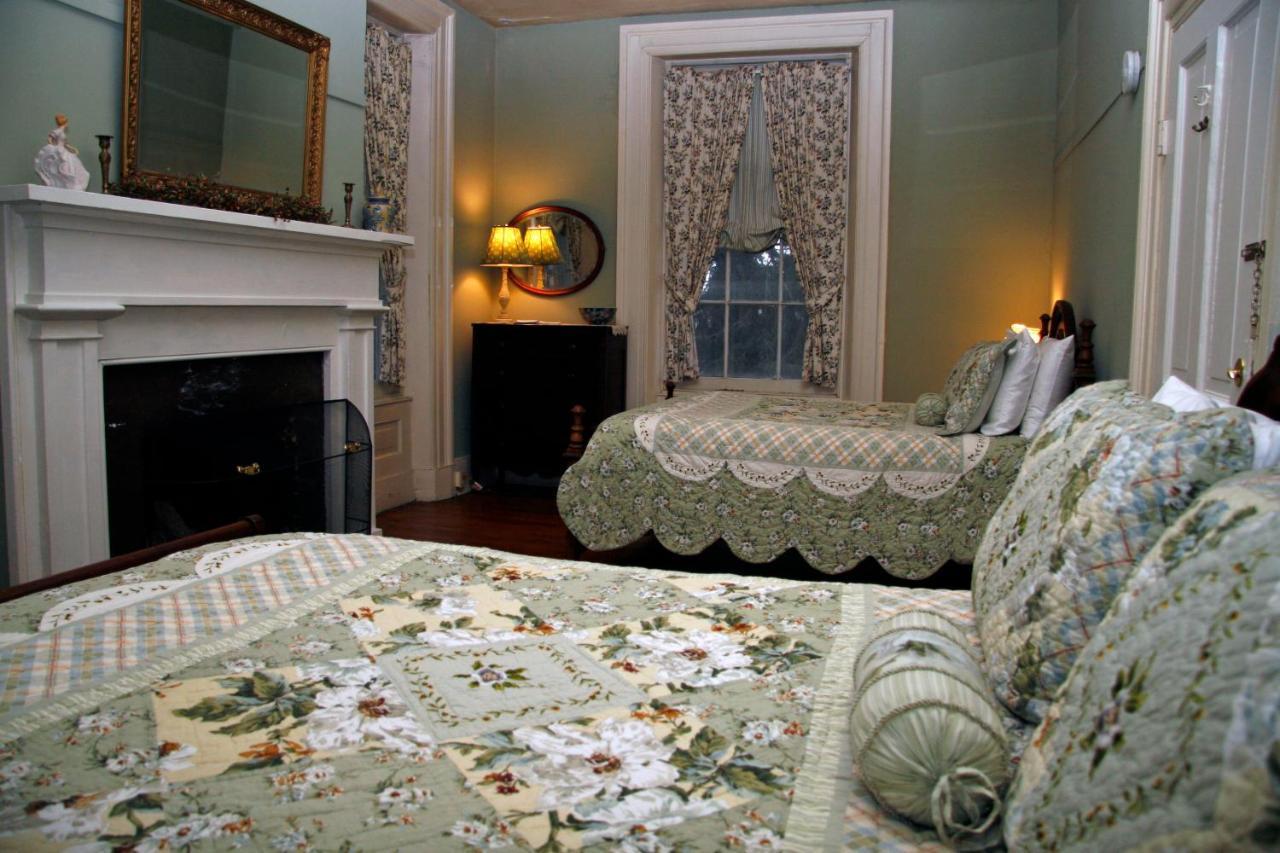 The Lafayette Inn & Restaurant Stanardsville Экстерьер фото